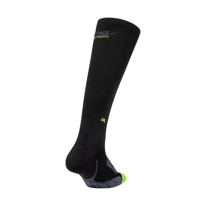 2XU UA5691E Recovery Compression Socks