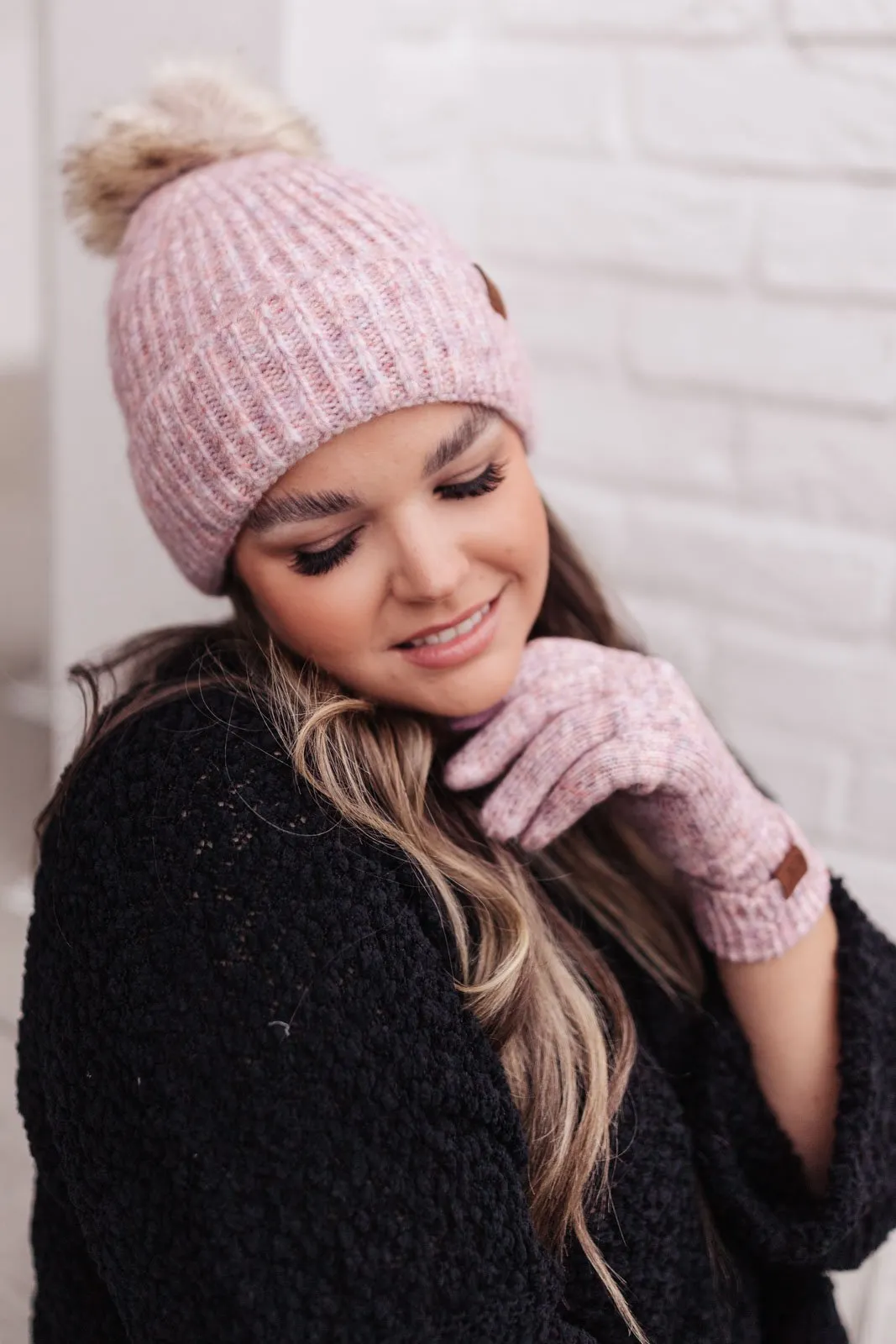 Classic Rib Beanie w/ Faux Fur Pom