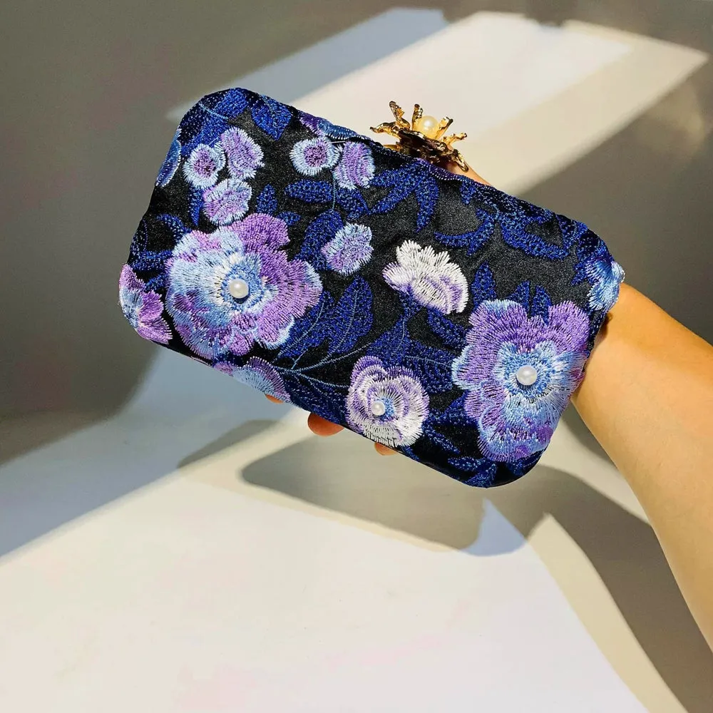 Flower Elegant Pearls Clutch Women's Handbags