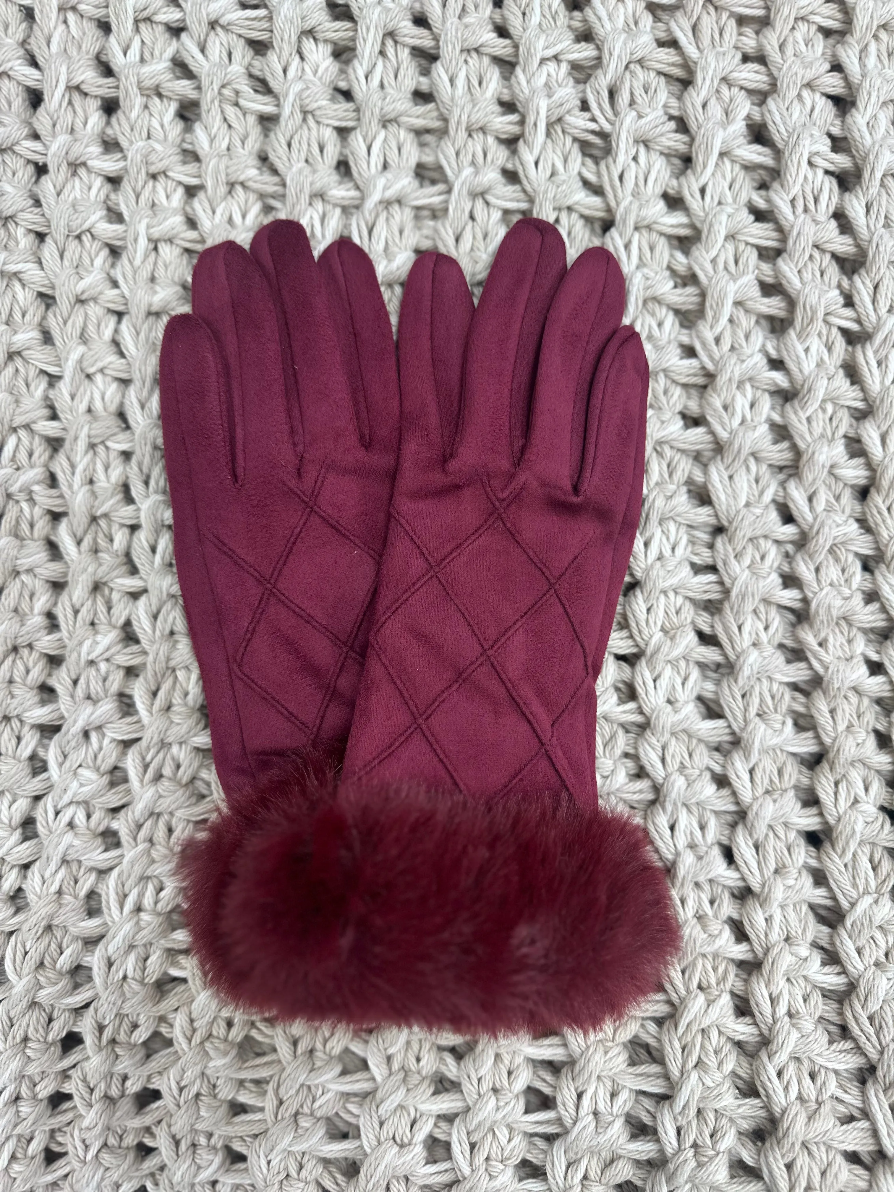 Snowbunny Suede Gloves