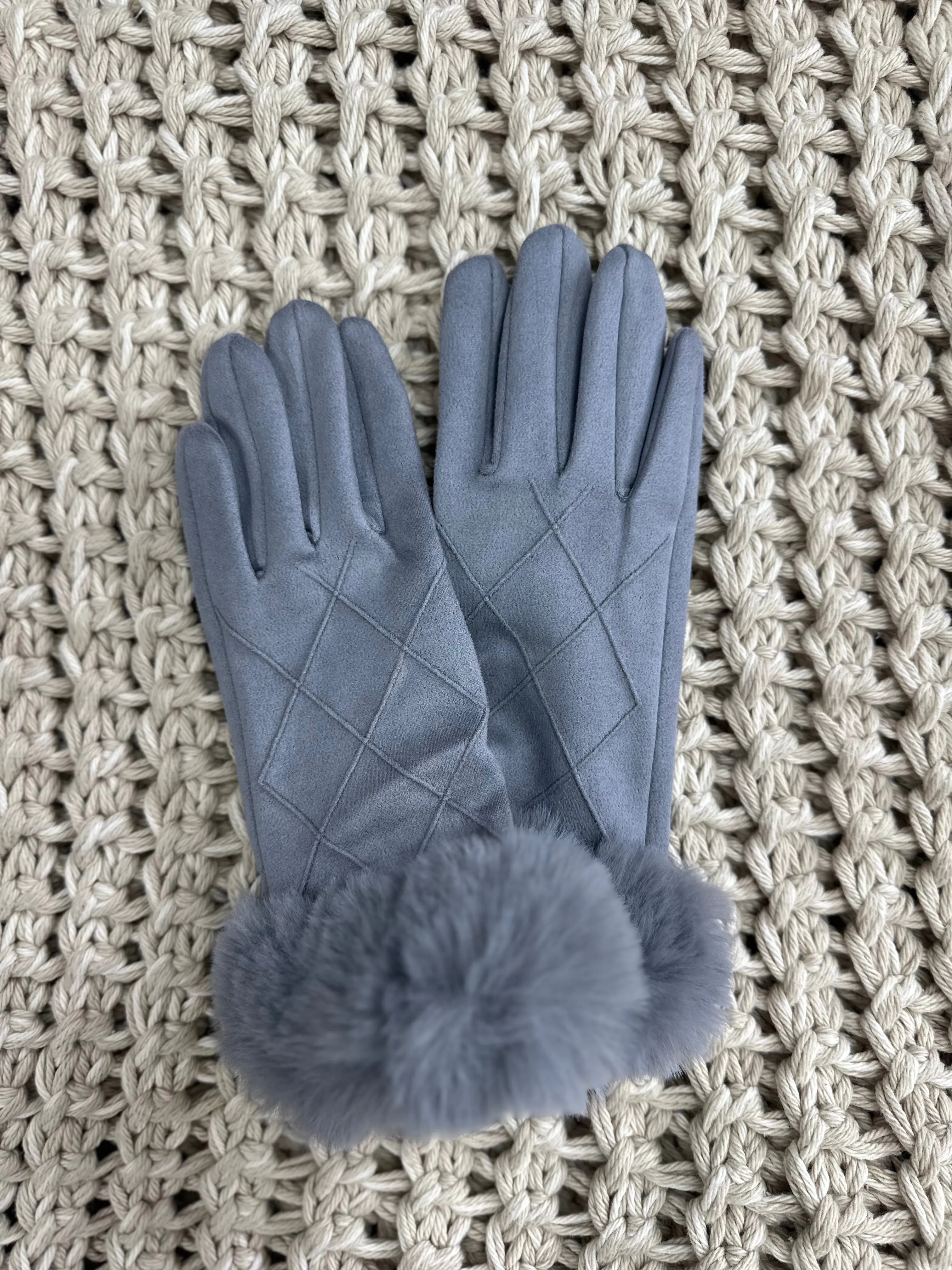 Snowbunny Suede Gloves